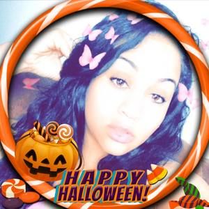 Meet your Posher, Mariela